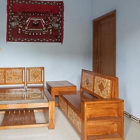 Griya Mbak Tafik Syariah Otel Gendingan Dış mekan fotoğraf